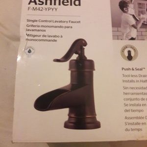 Rustic bathroom sink faucet